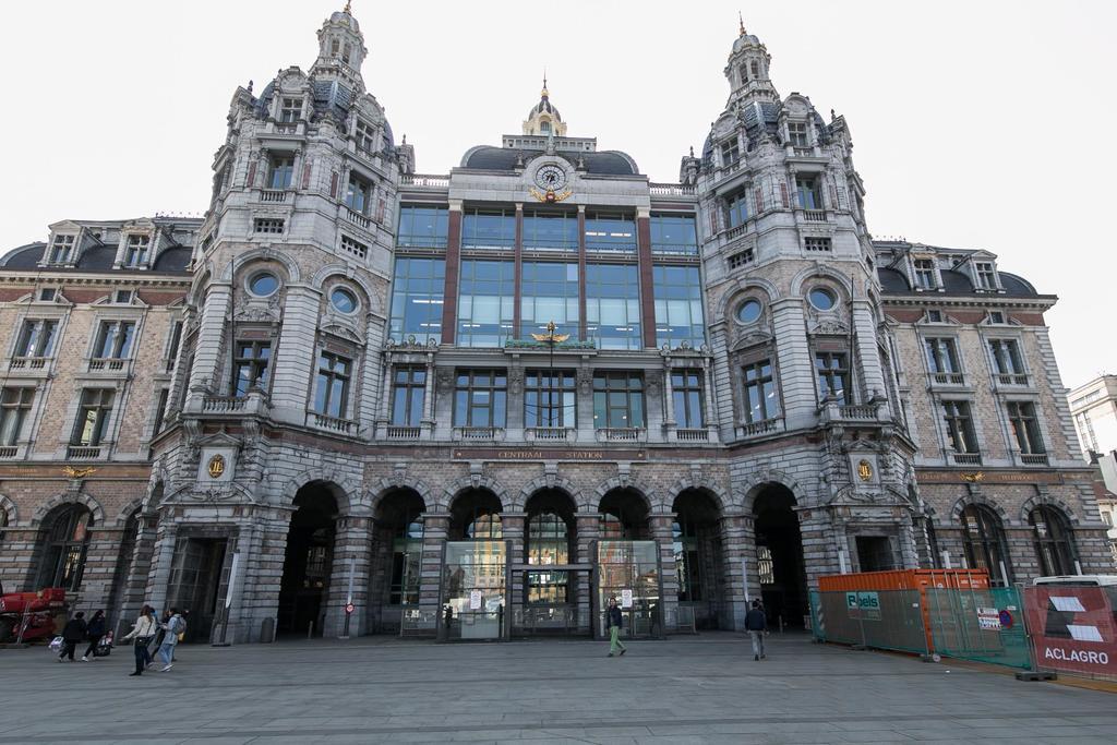 Renovated Apartment In Antwerp City Center Екстериор снимка